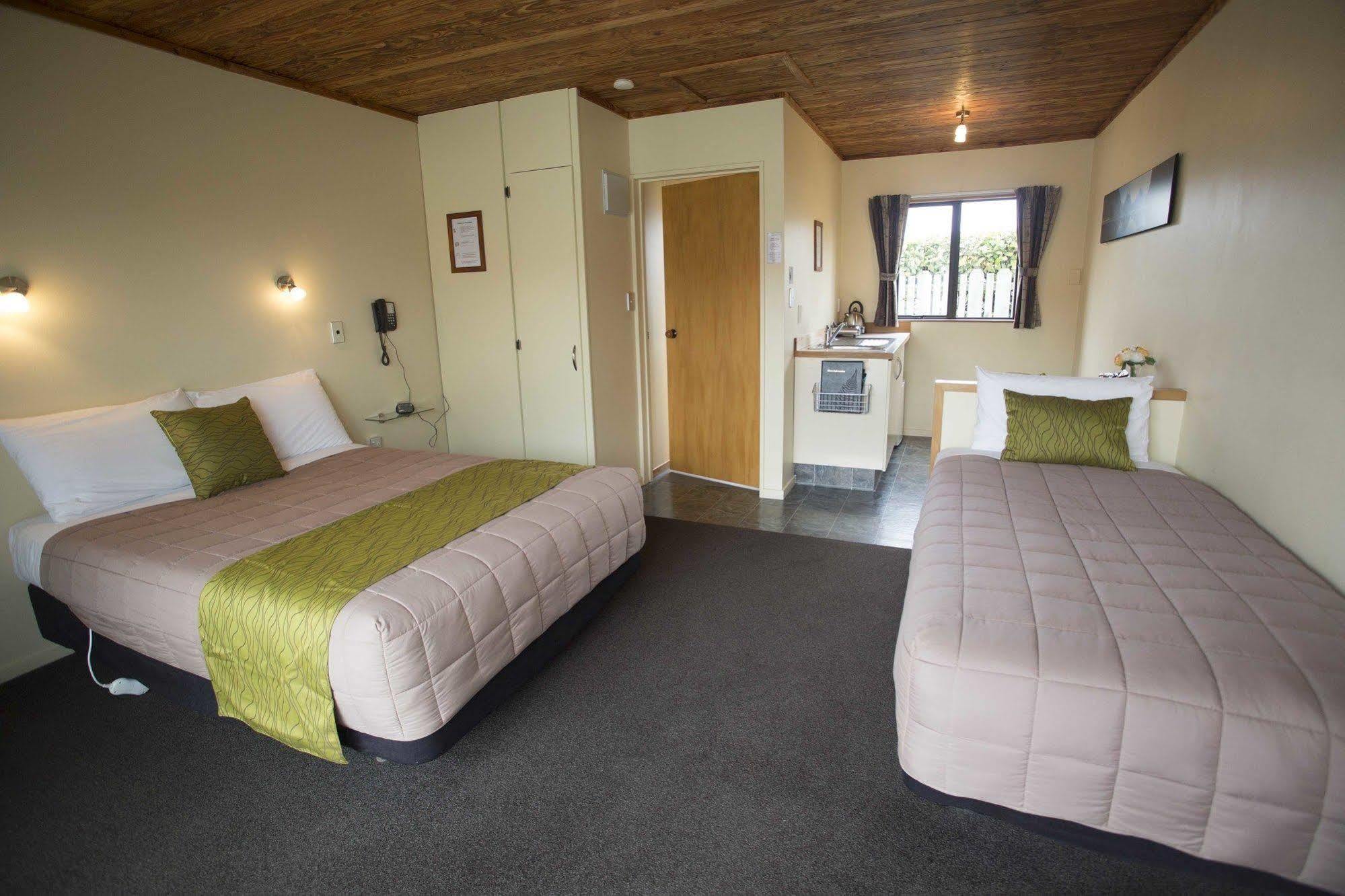 Pinewood Motels Fairlie Esterno foto